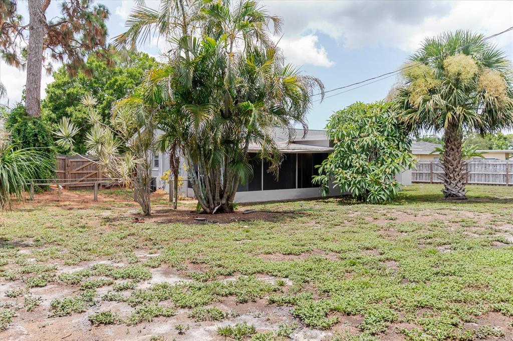 2032 West Ridge Drive Clearwater, FL 33763 - Photo 46 of 72