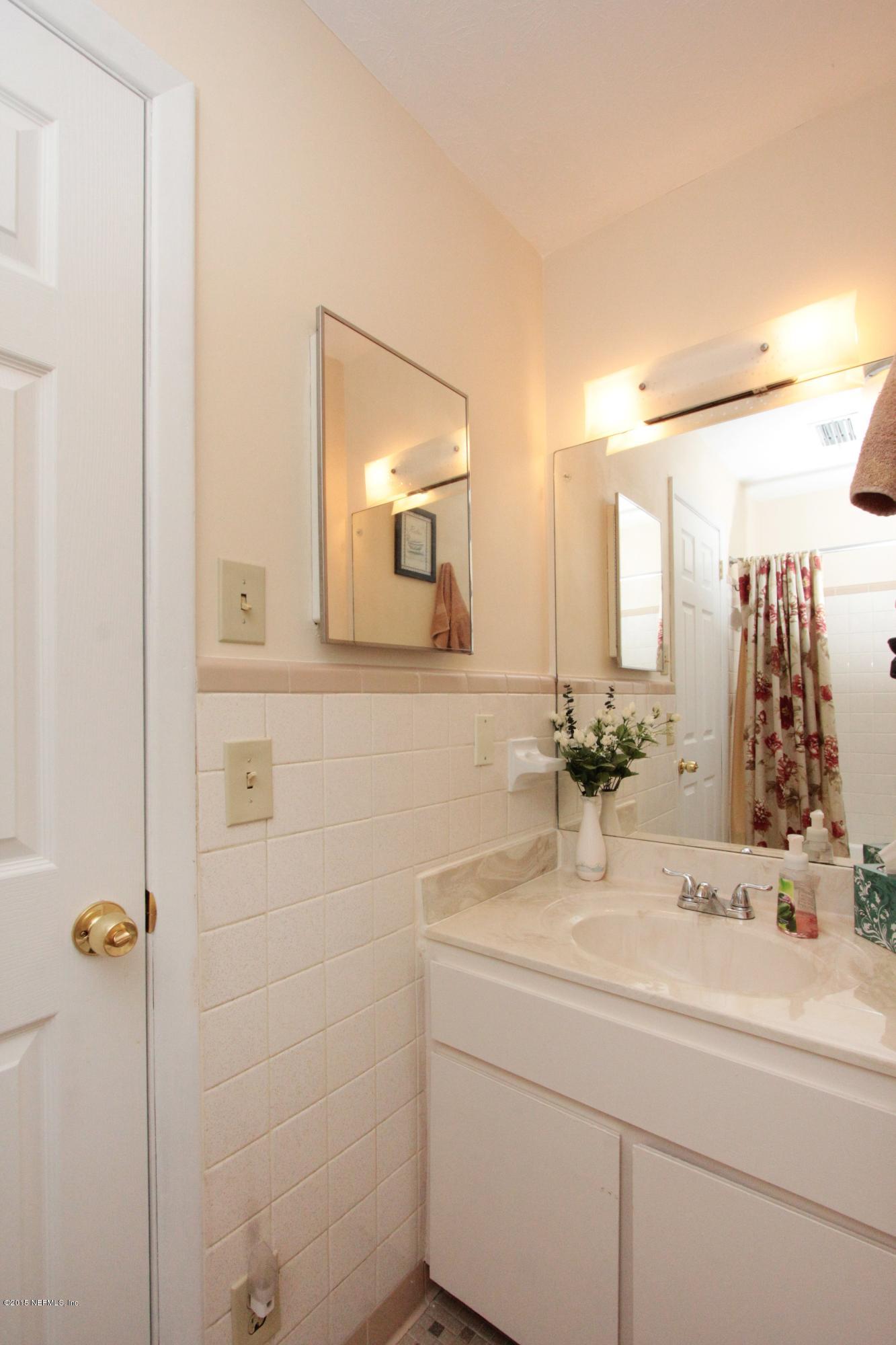 11312 Duval Road Jacksonville, FL 32218 - Photo 8 of 13 2nd Bathroom