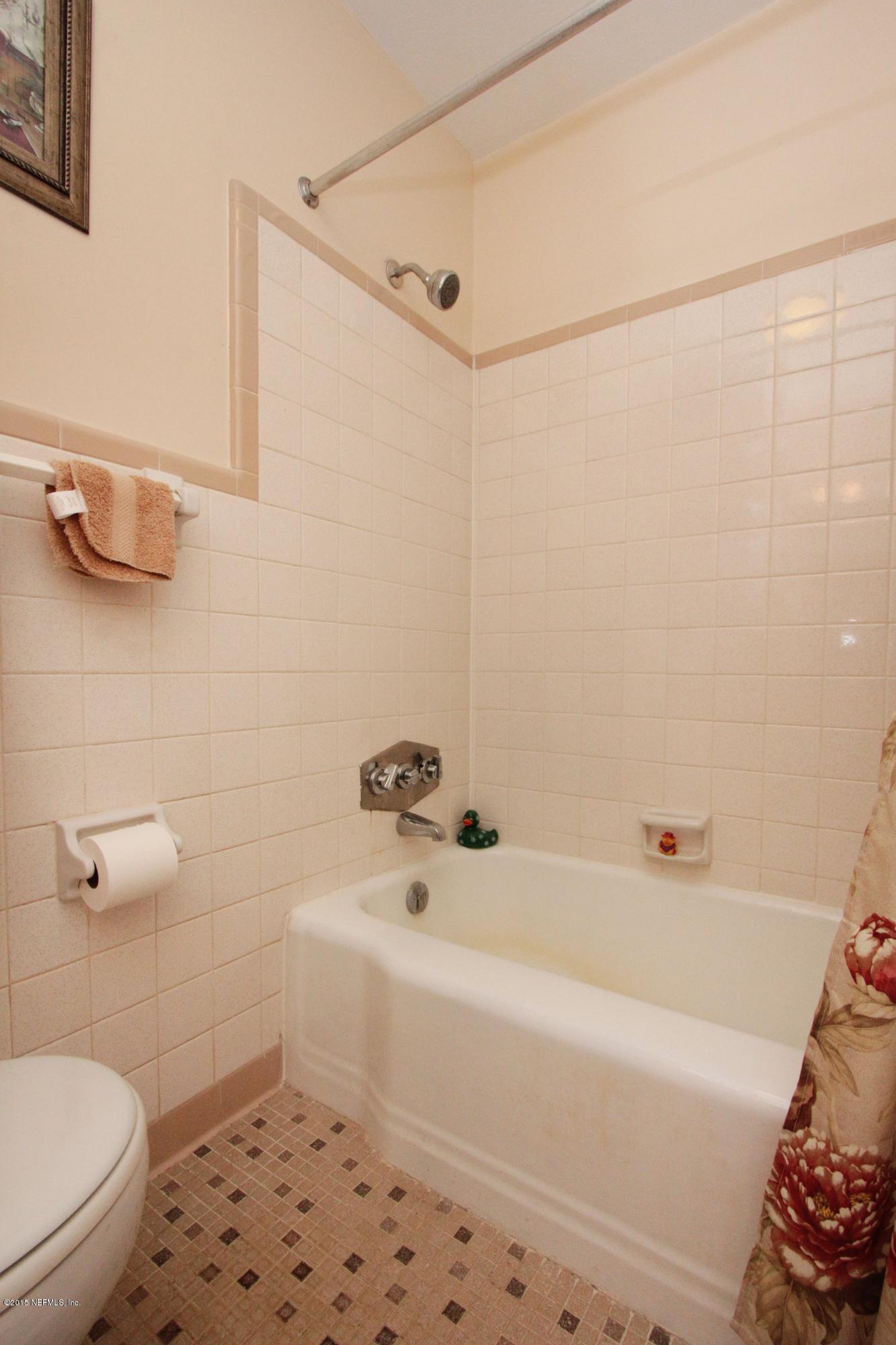 11312 Duval Road Jacksonville, FL 32218 - Photo 9 of 13 2nd Bathroom