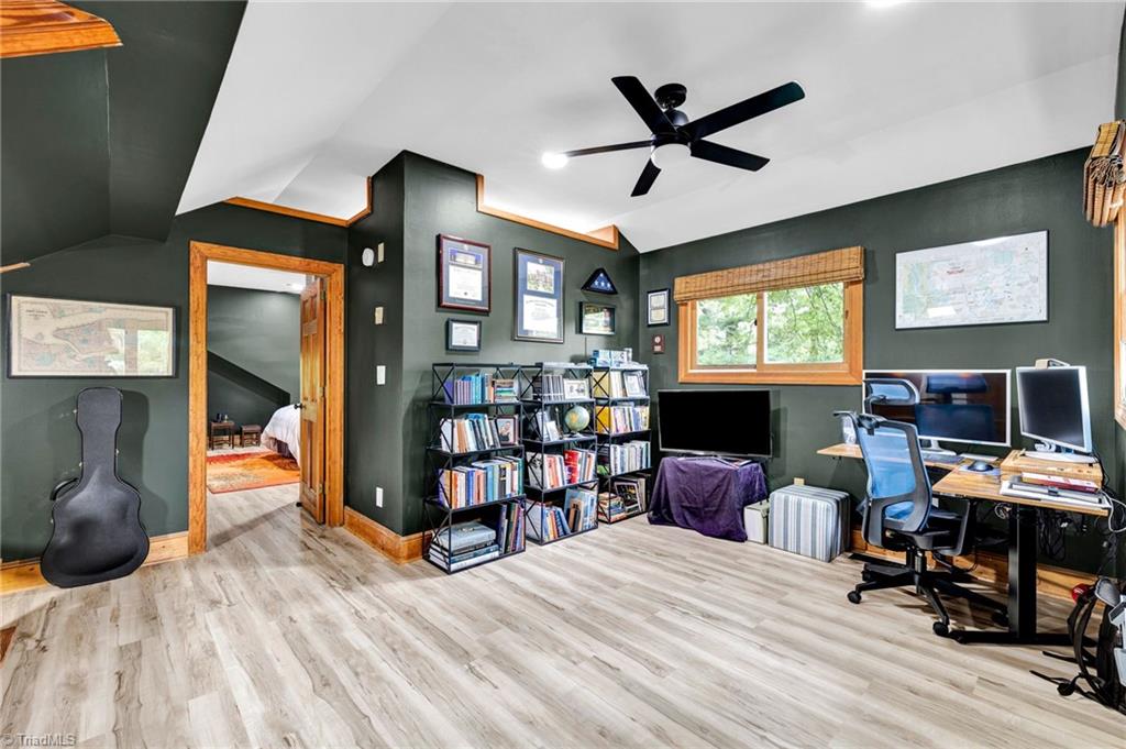 712 Cannon Road Greensboro, NC 27410 - Photo 17 of 31