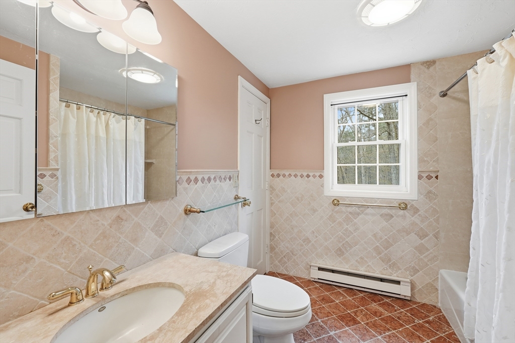 292 Cedar Street Sturbridge, MA 01518 - Photo 24 of 38 Gallery Image 24