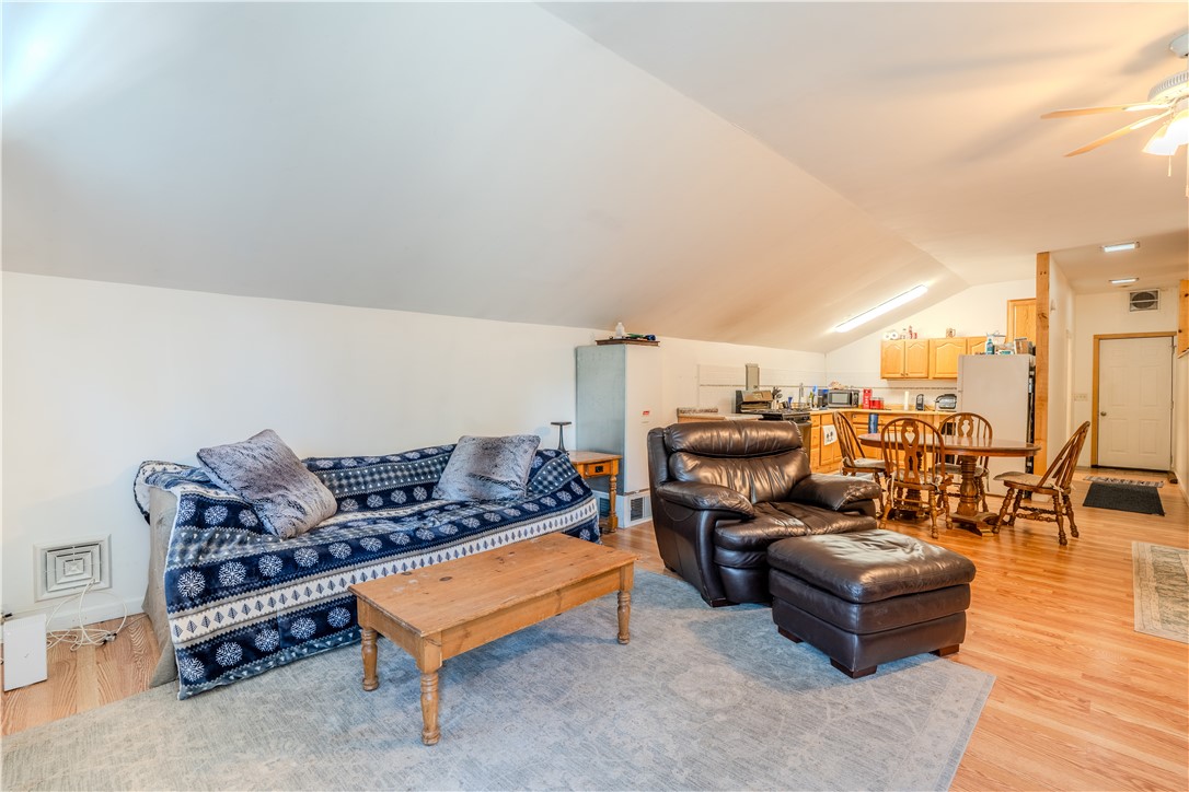 460 Hammet Road Coventry, RI 02816 - Photo 16 of 31