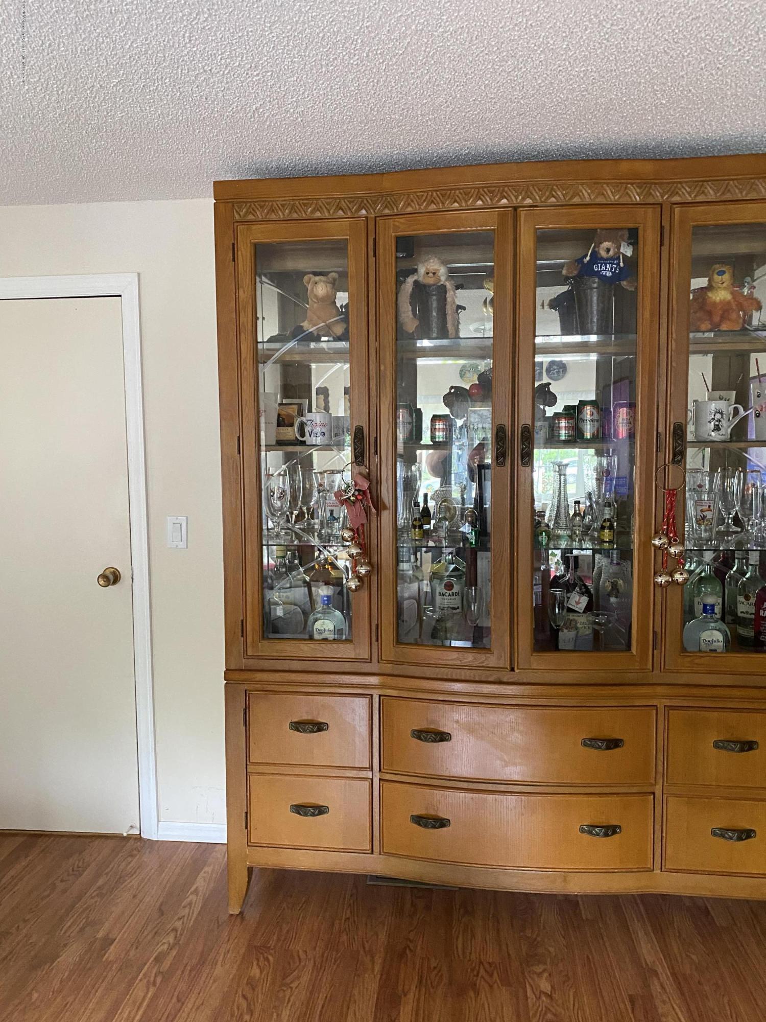 504 Roberts Road Toms River, NJ 08755 - Photo 4 of 34
