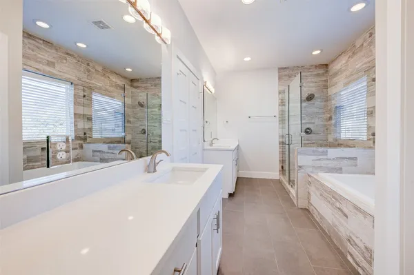 $3,000 | 1605 Colorado Street, Houston, TX 77007