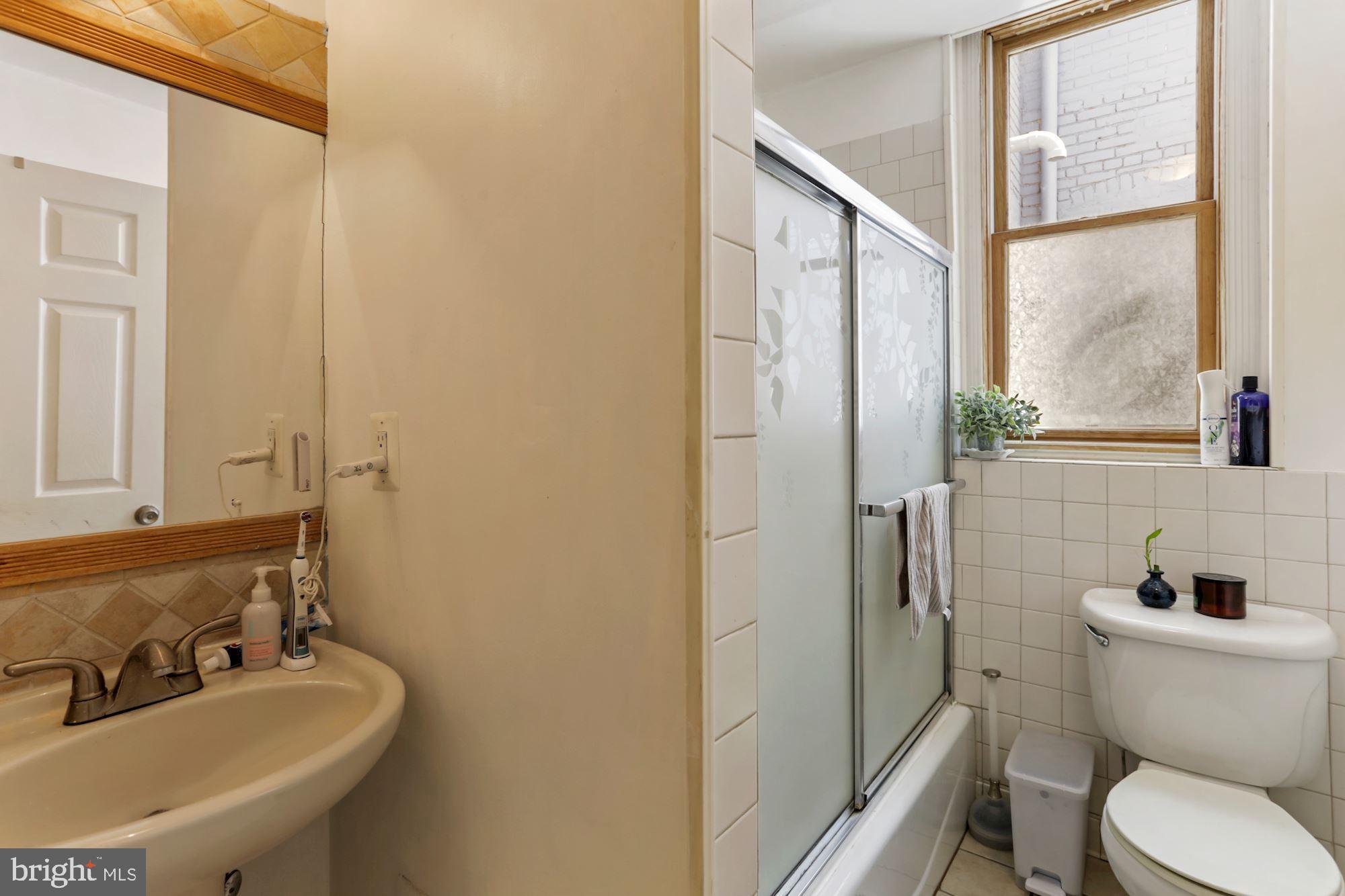 1116 Monroe Street Northwest, Unit 1 Washington, DC 20010 - Photo 22 of 30