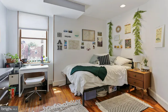 $6,700 | 1116 Monroe Street Northwest, Unit 1, Washington, DC 20010