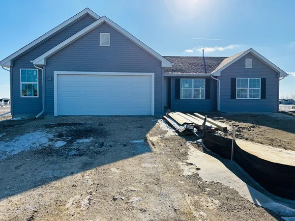 $282,430 | 208 Autumnwood Lane, Davis Junction, IL 61020
