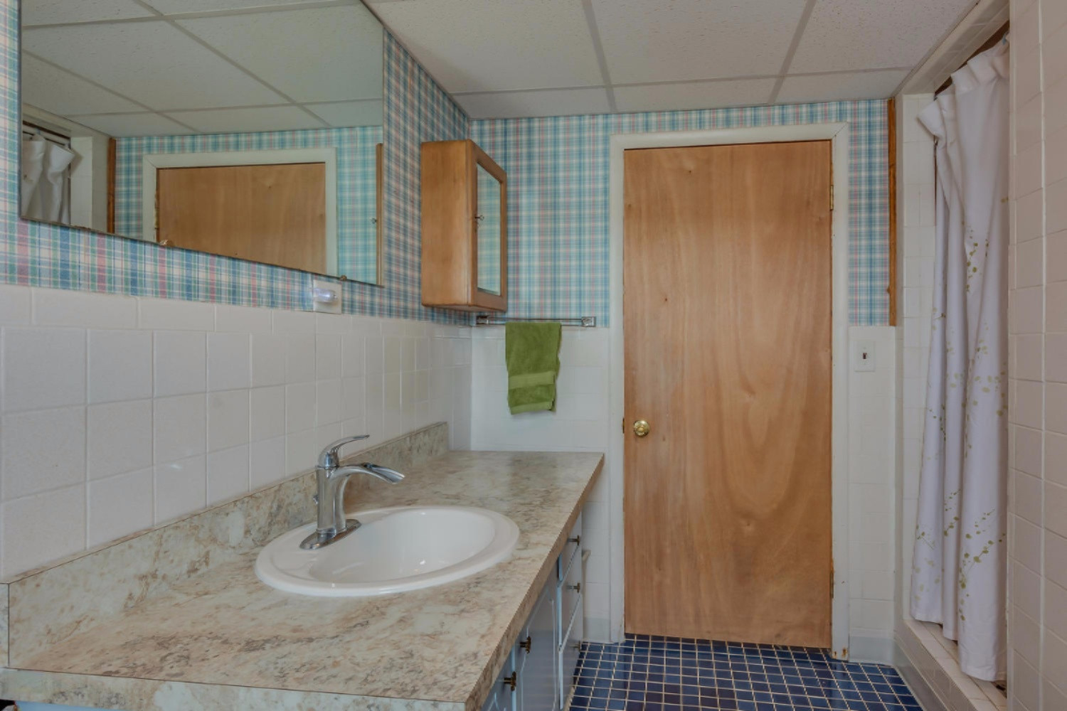 70235 Hilltop Road Union, MI 49130 - Photo 45 of 49 Bathroom & Laundry