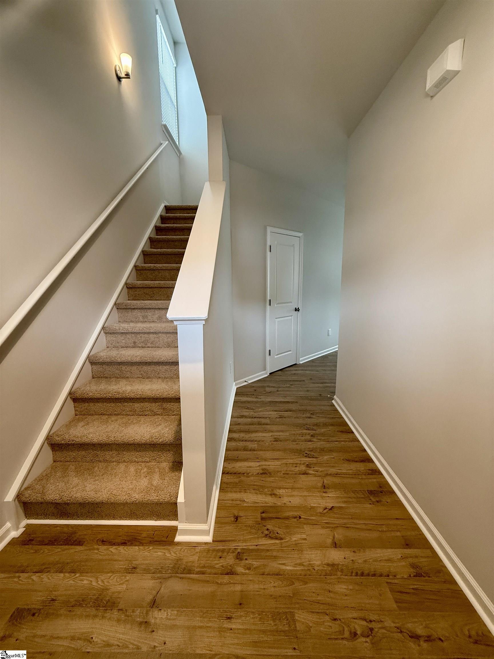 141 Gervais Circle Greenville, SC 29607 - Photo 3 of 30