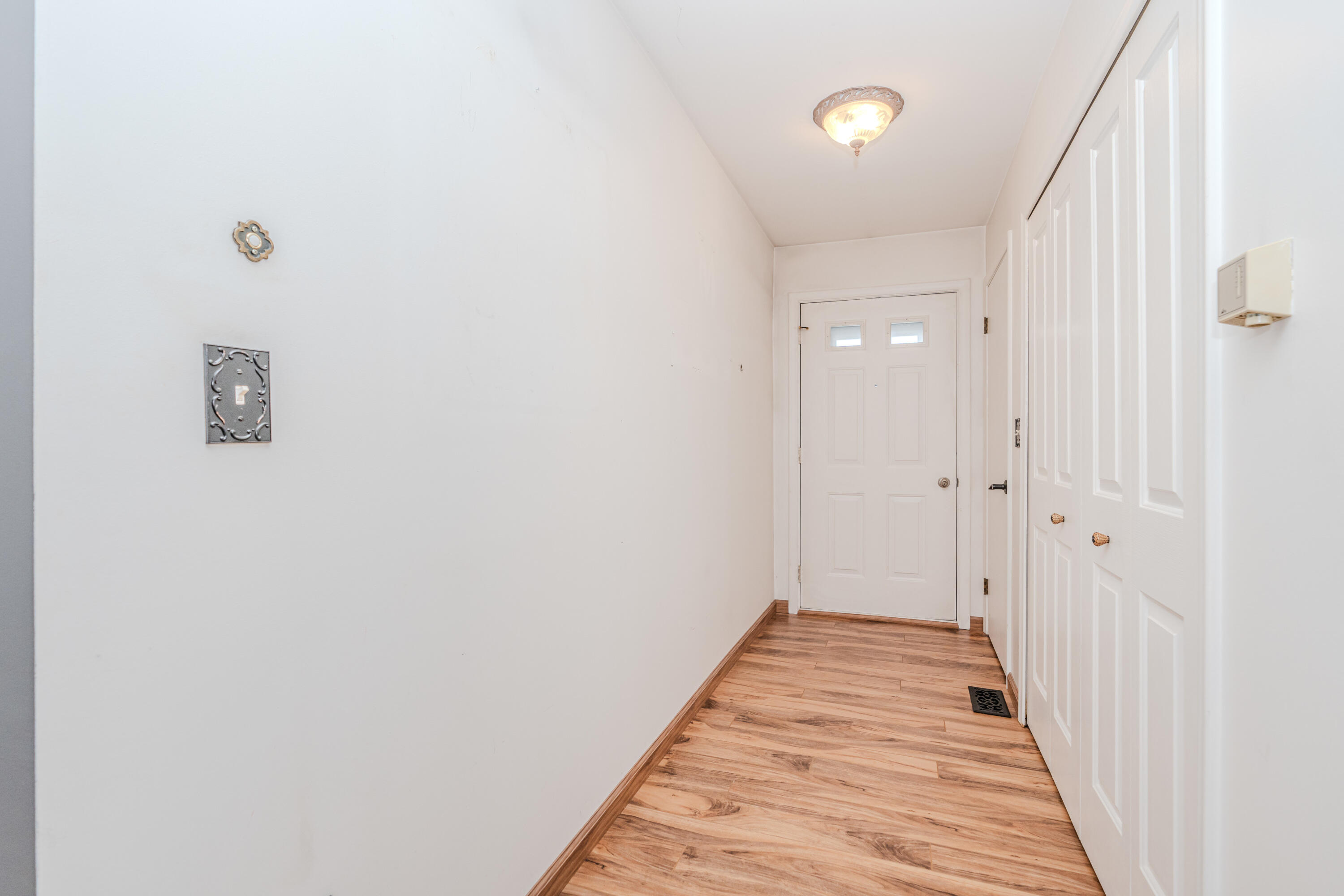 4476 Dublin Road Burton, MI 48529 - Photo 17 of 50 059_110