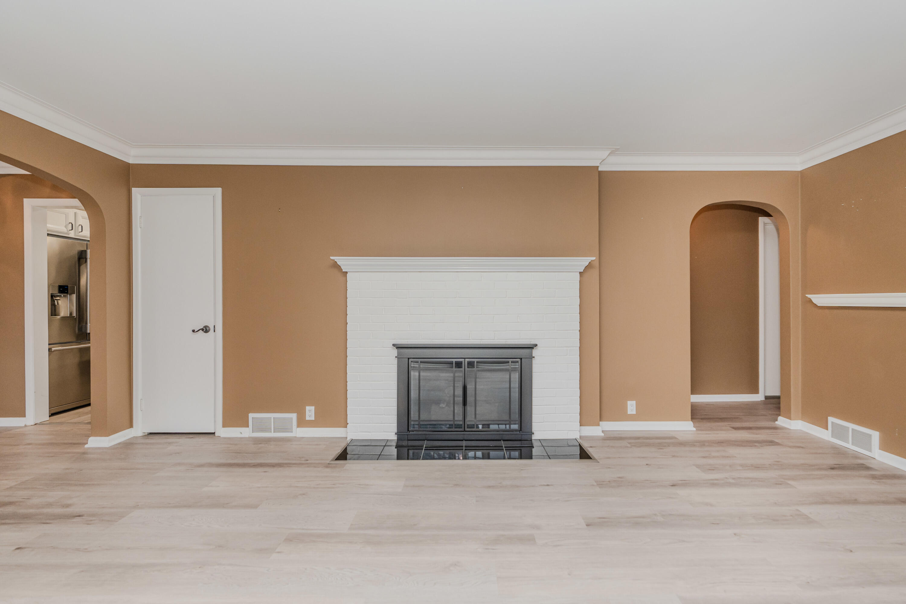 4476 Dublin Road Burton, MI 48529 - Photo 7 of 50 038_79