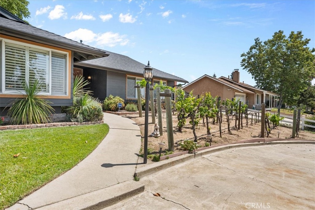 8730 Rancho Street Rancho Cucamonga, CA 91701 - Photo 6 of 46