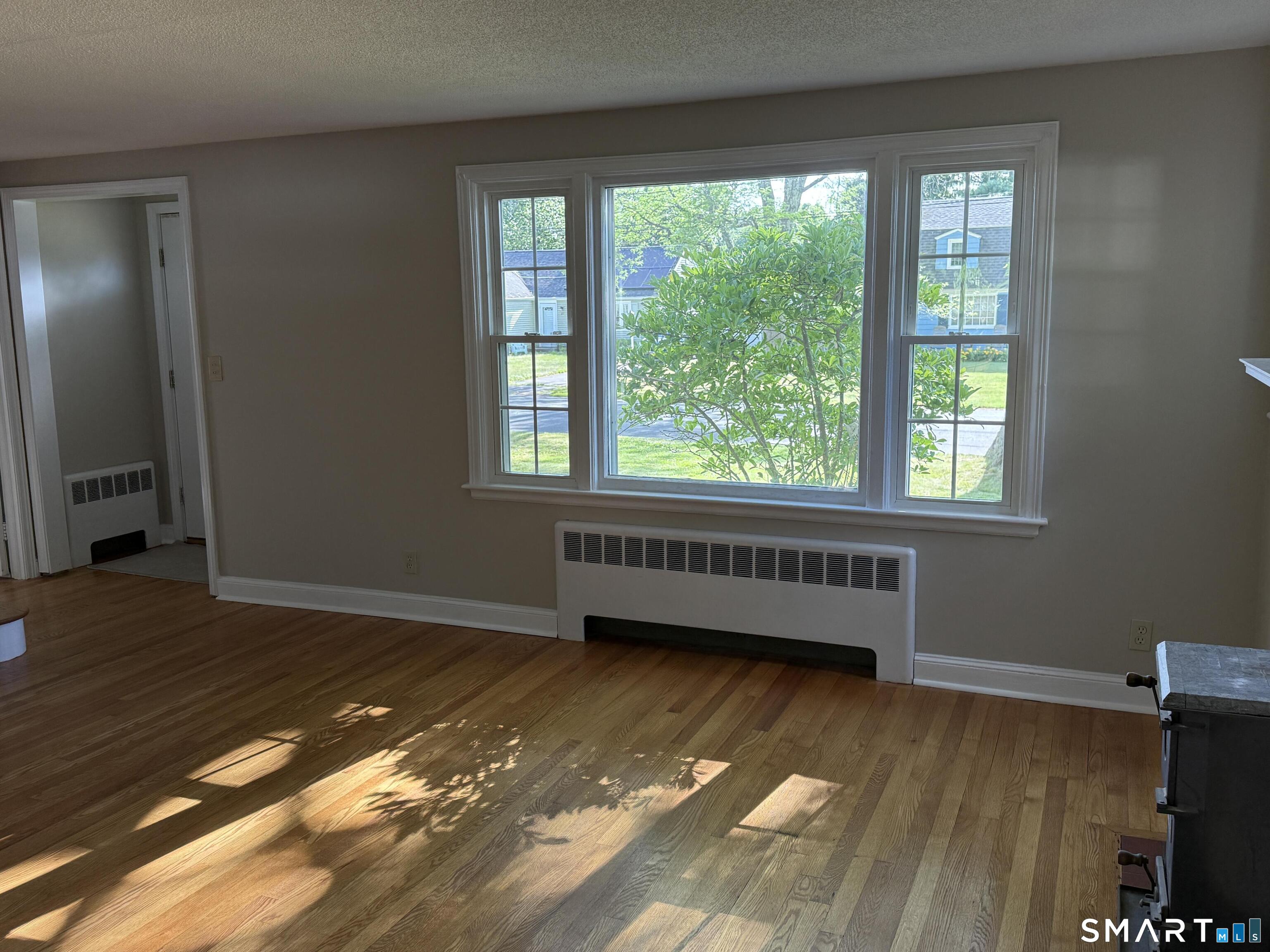 34 Wakeley Road Newington, CT 06111 - Photo 11 of 36