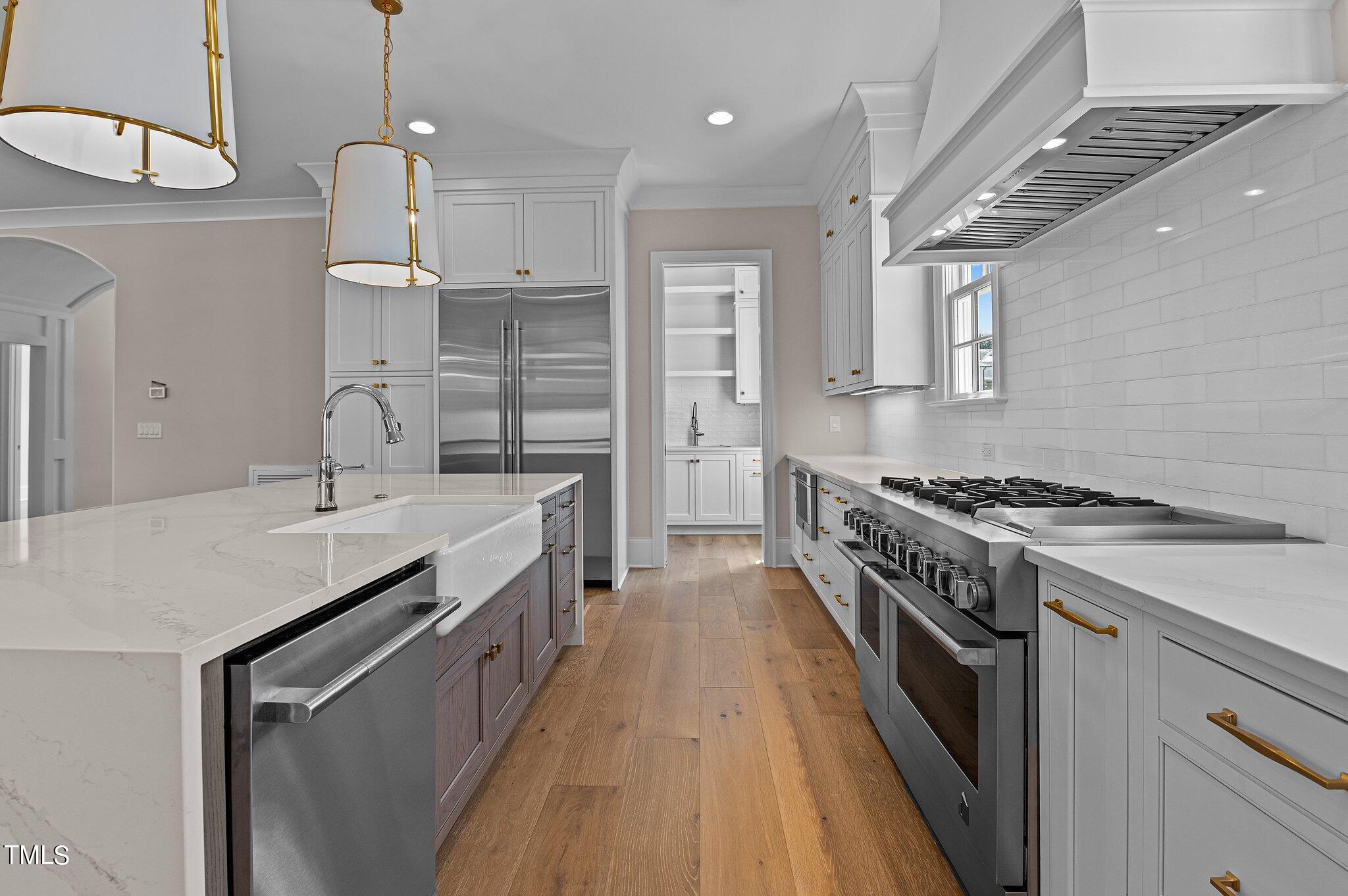 2635 Marchmont Street Raleigh, NC 27608 - Photo 8 of 57 23-web-or-mls-DSC_6188