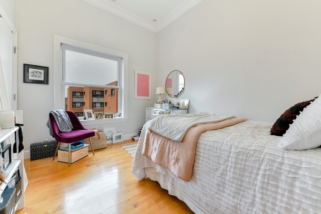 7 Stillman Place, Unit 10 Boston, MA 02113 - Photo 12 of 19