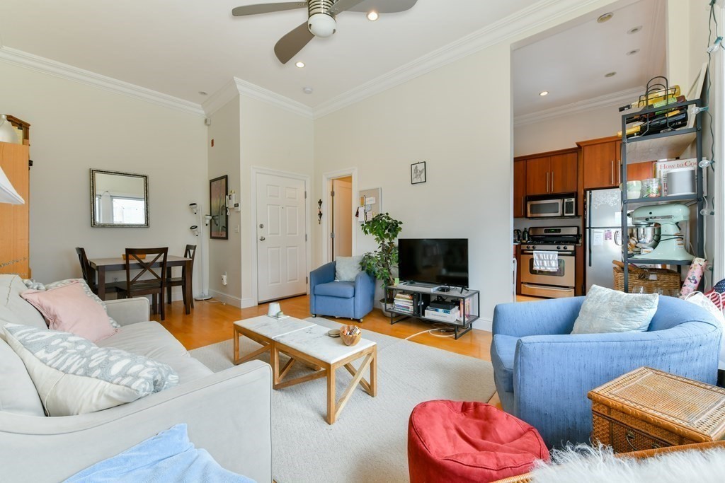 7 Stillman Place, Unit 10 Boston, MA 02113 - Photo 15 of 19