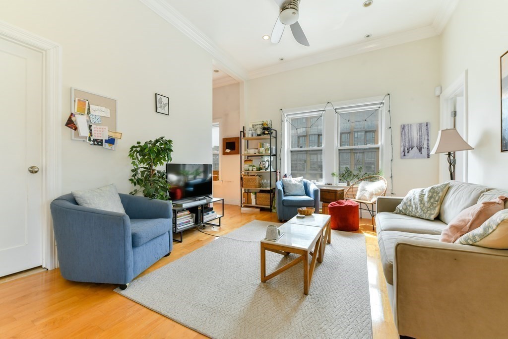 7 Stillman Place, Unit 10 Boston, MA 02113 - Photo 7 of 19
