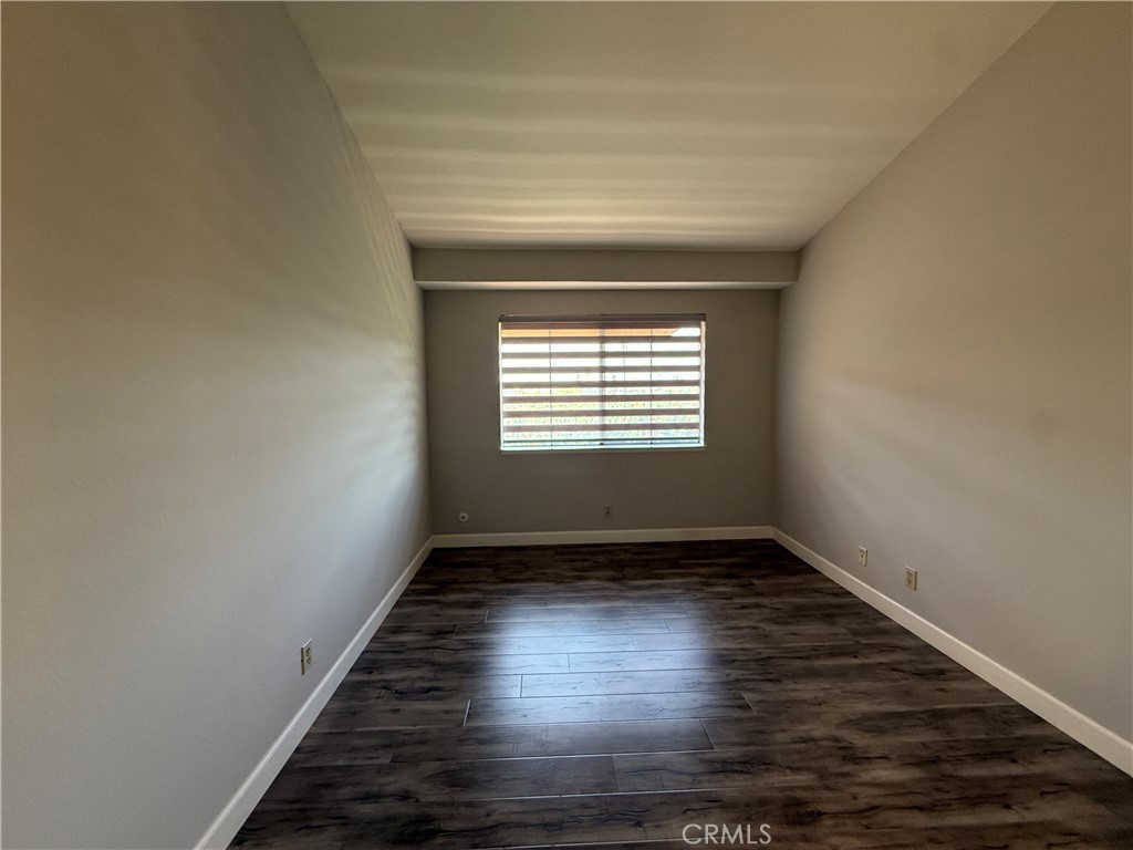 2201 Cheyenne Way, Unit 125 Fullerton, CA 92833 - Photo 26 of 30 a view of an empty room and window