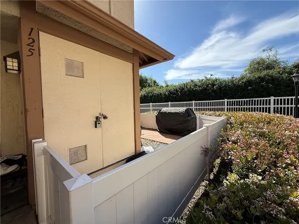 $3,300 | 2201 Cheyenne Way, Unit 125, Fullerton, CA 92833