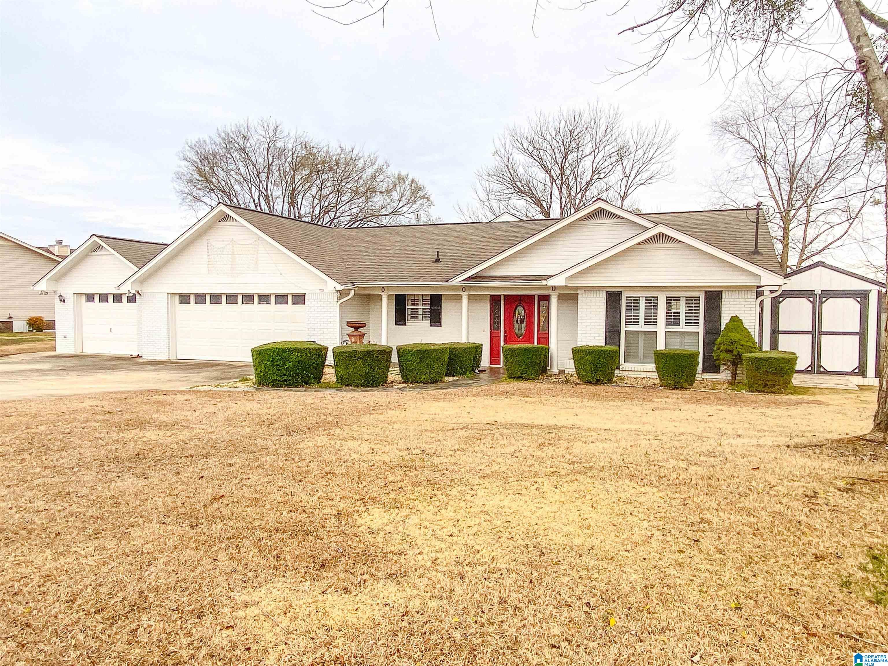 686 Coves Pointe Drive Riverside, AL 35135 - Photo 1 of 33
