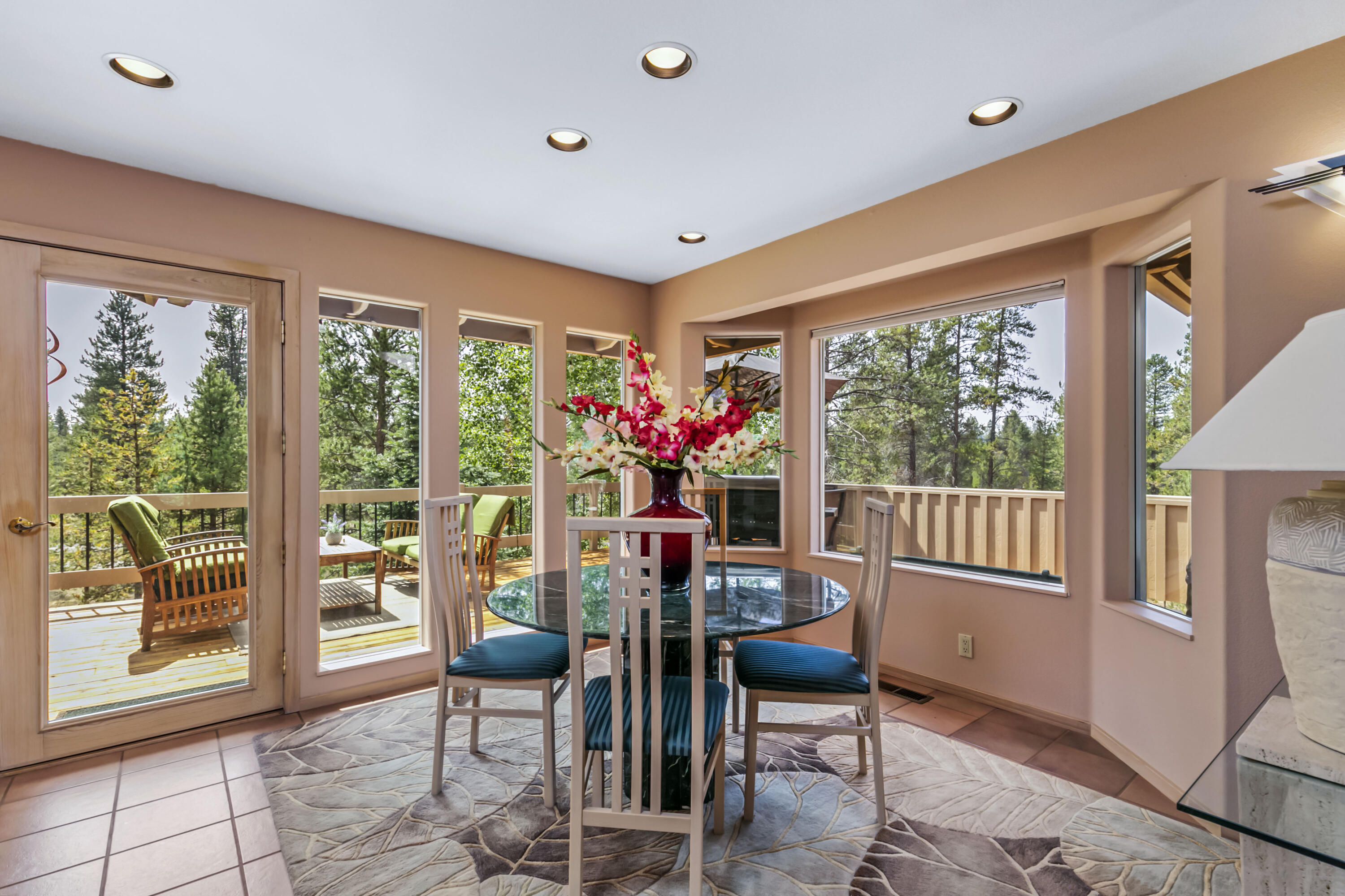 18195 Oregon Loop Sunriver, OR 97707 - Photo 6 of 27 06