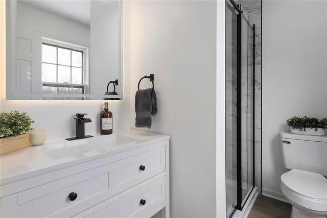 $425,000 | 3502 Northwest Alpine Court, Lee's Summit, MO 64064