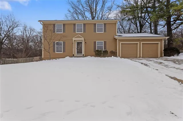$425,000 | 3502 Northwest Alpine Court, Lee's Summit, MO 64064