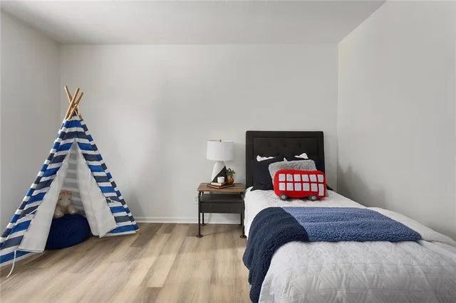 $425,000 | 3502 Northwest Alpine Court, Lee's Summit, MO 64064