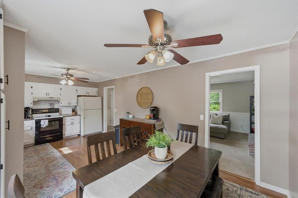 5503 Perry Avenue Merriam, KS 66203 - Photo 9 of 27