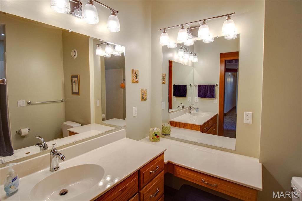 2445 Seiler Road Alton, IL 62002 - Photo 44 of 88