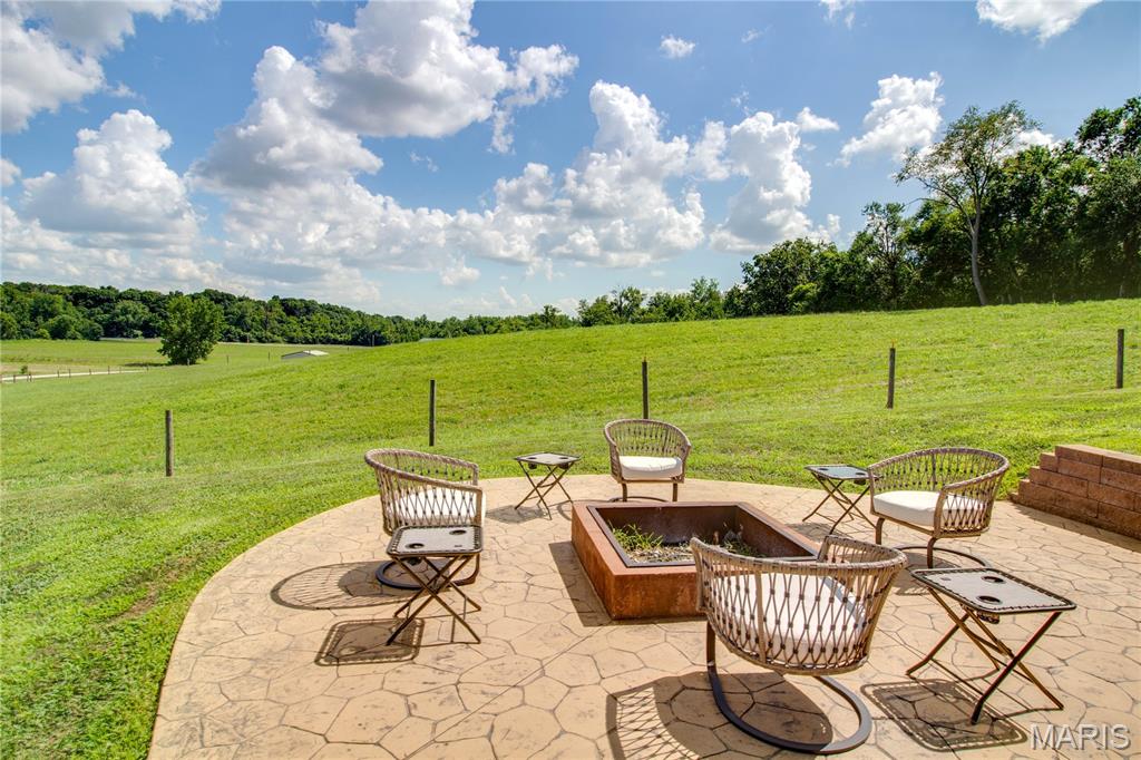 2445 Seiler Road Alton, IL 62002 - Photo 57 of 88