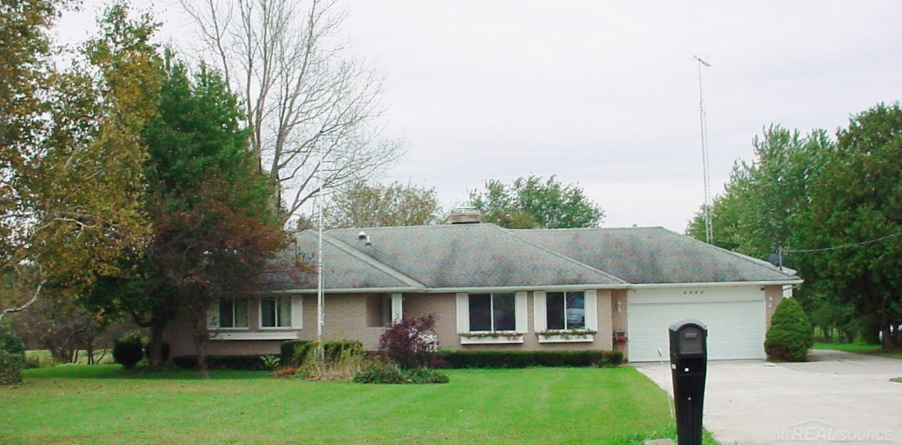 5825 Burtch Road Jeddo, MI 48032 - Photo 4 of 42 31362110-4.JPG