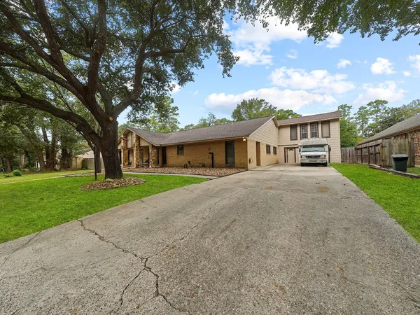 $568,000 | 510 Enchanted Hollow Drive, Spring, TX 77388