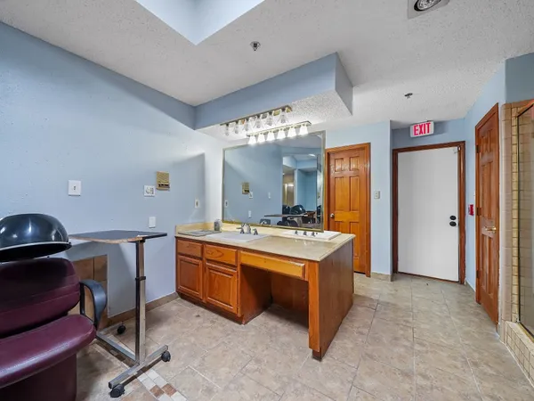 $568,000 | 510 Enchanted Hollow Drive, Spring, TX 77388