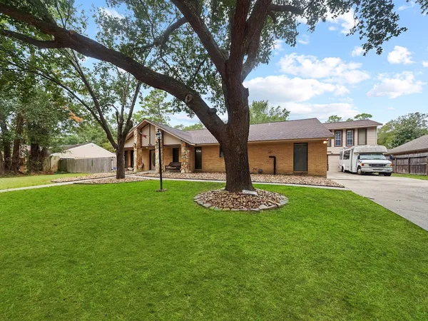 $568,000 | 510 Enchanted Hollow Drive, Spring, TX 77388