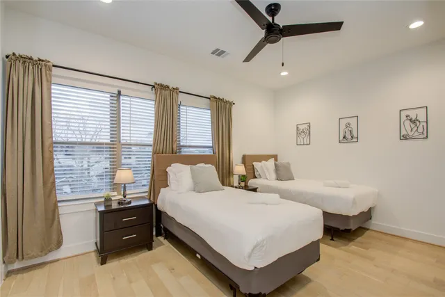 $3,750 | 2315 Sherwin Street, Houston, TX 77007