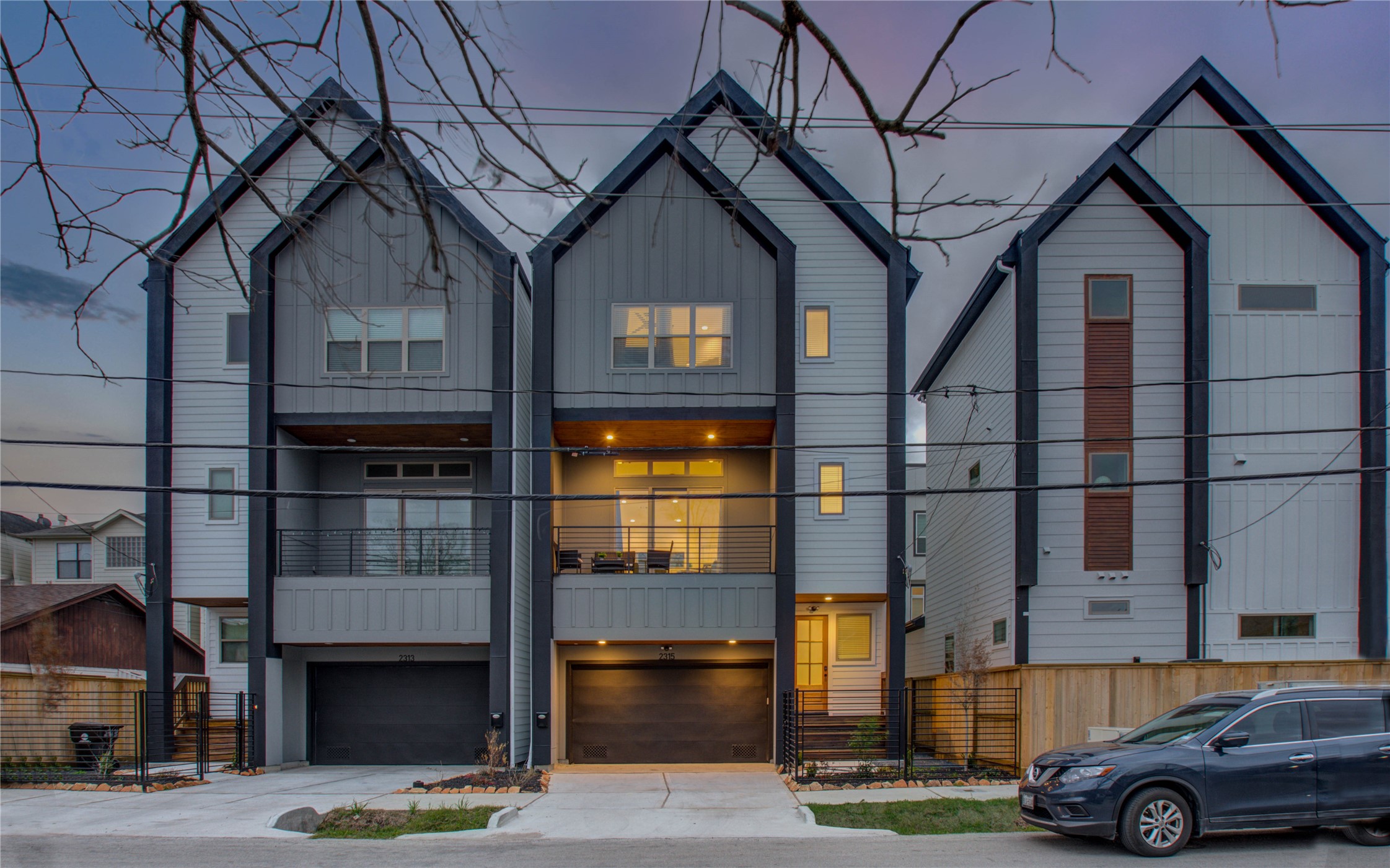 2315 Sherwin Street Houston, TX 77007 - Photo 41 of 50 a car parked in front of a building