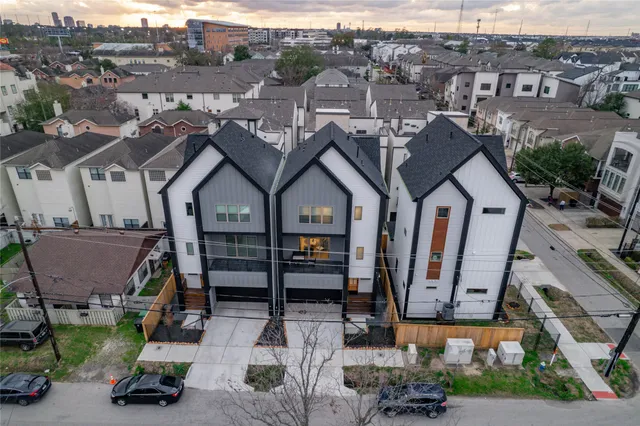 $3,750 | 2315 Sherwin Street, Houston, TX 77007