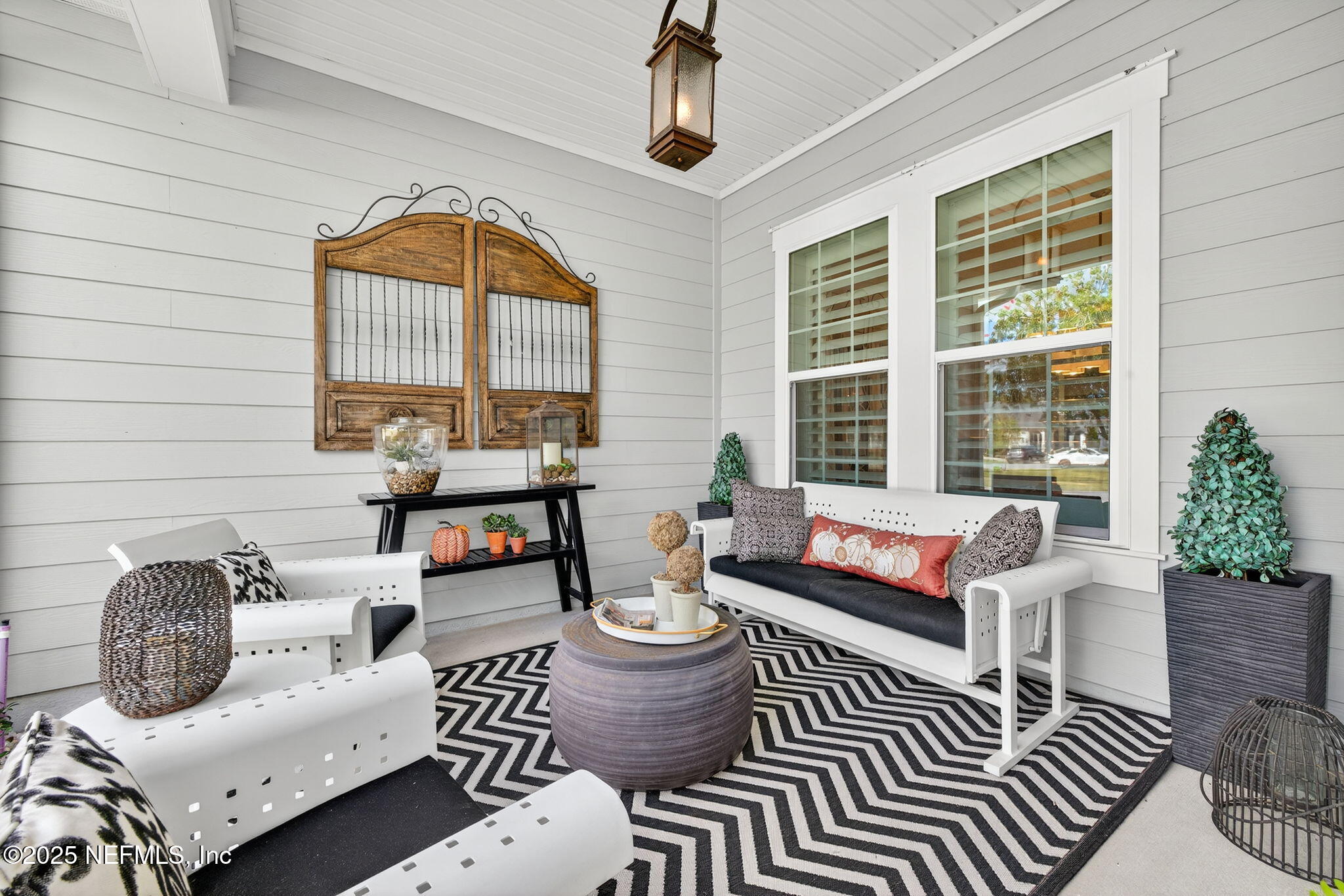 201 Clarendon Road St. Johns, FL 32259 - Photo 5 of 97 3-Front Porch 1