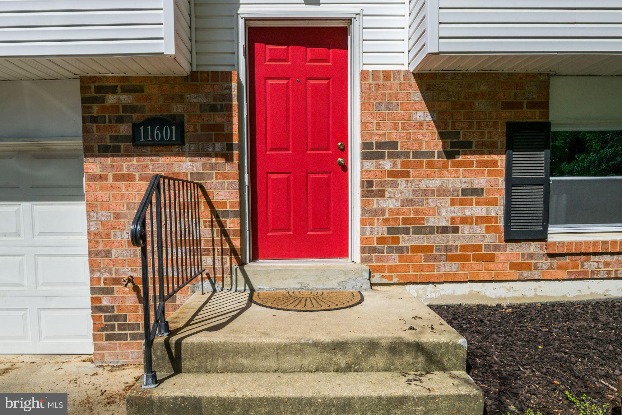 11601 Whittier Road Bowie, MD 20721 - Photo 3 of 33 Gallery Image 3