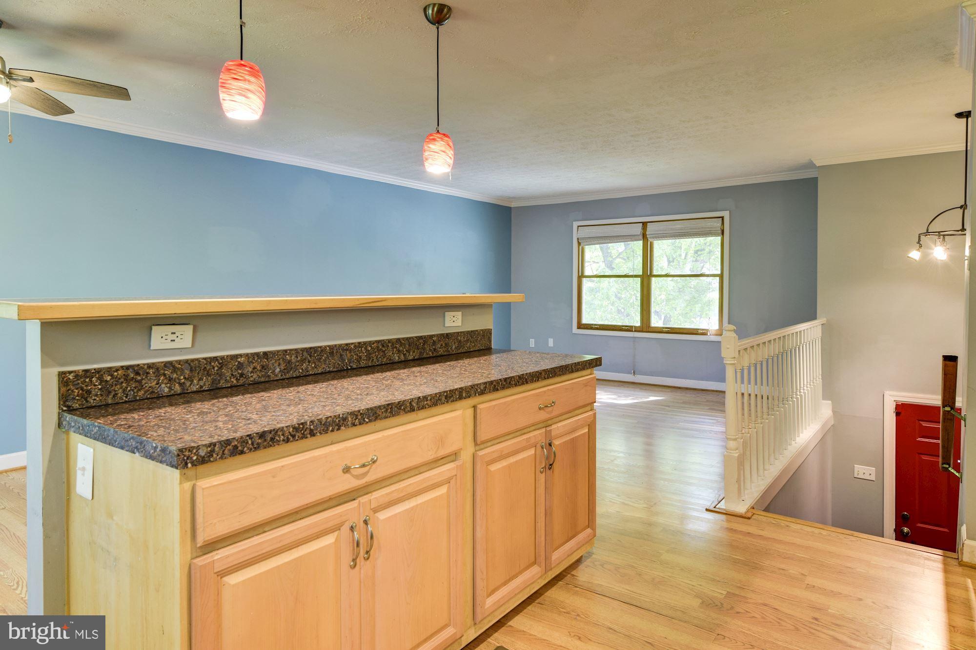 11601 Whittier Road Bowie, MD 20721 - Photo 8 of 33 Gallery Image 8