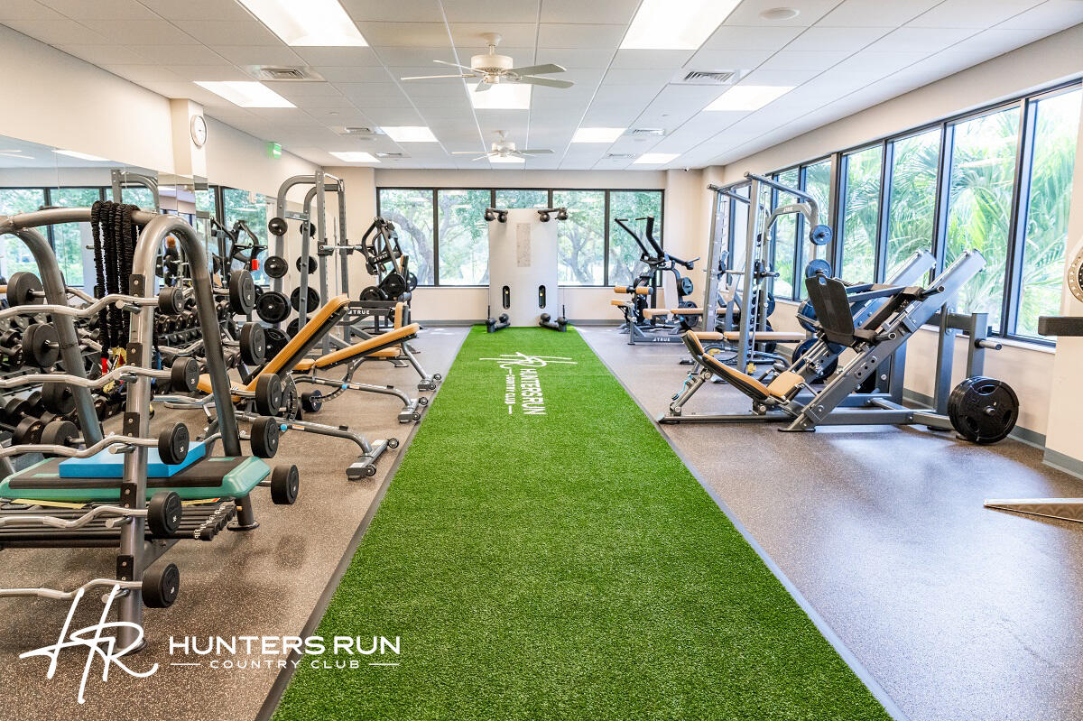 10 Southport Lane, Unit E Boynton Beach, FL 33436 - Photo 41 of 47 a view of a room with gym equipment