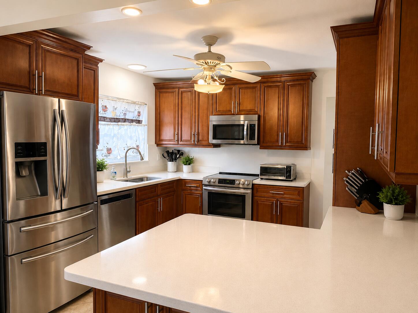 10633 Greenbriar Court Boca Raton, FL 33498 - Photo 6 of 18 76046642-54F2-4DD6-8A54-B8A6975913D2