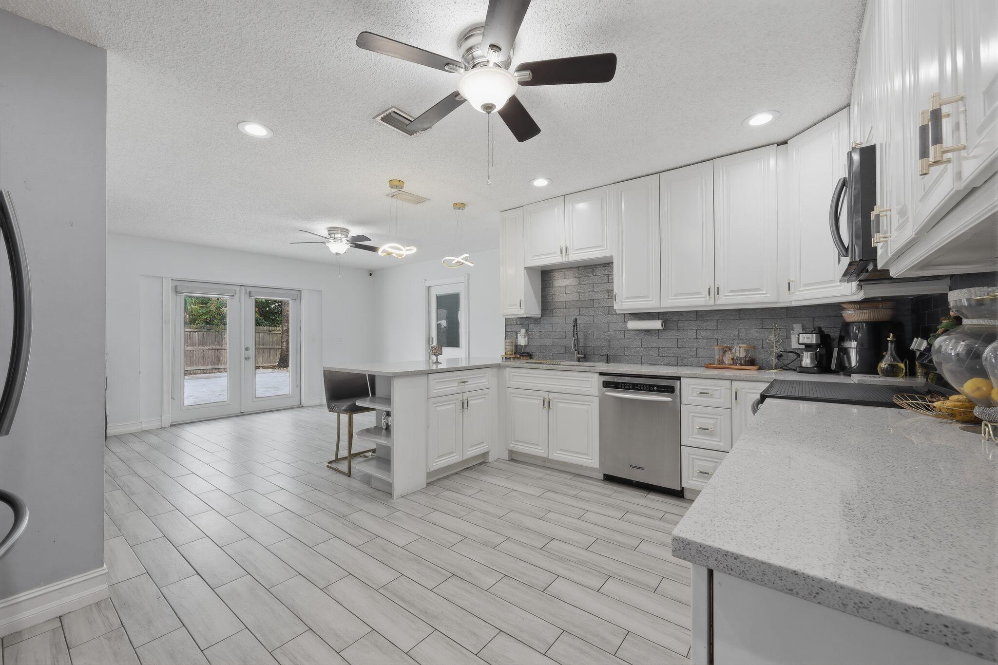 1062 Rhapsody Way Royal Palm Beach, FL 33411 - Photo 10 of 15 10_1062_Rhapsody_Way_Royal_Palm_Beach_FL