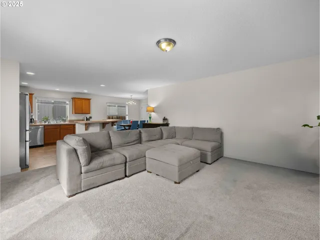 $435,000 | 18019 Carlson Avenue, Sandy, OR 97055