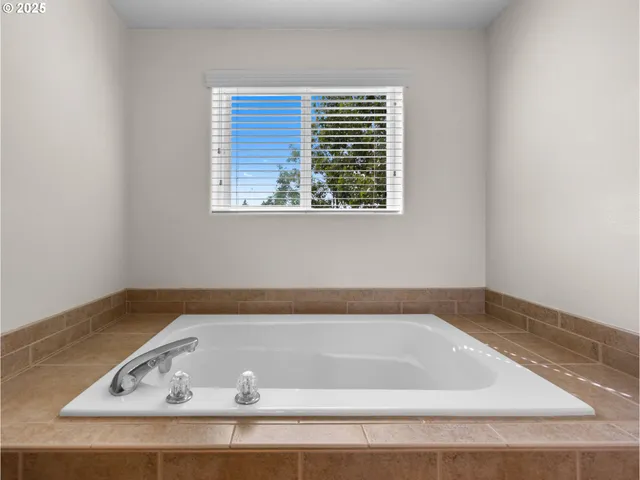 $435,000 | 18019 Carlson Avenue, Sandy, OR 97055