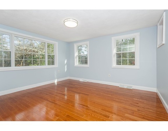 25 Avila Road Billerica, MA 01821 - Photo 15 of 30 Gallery Image 15