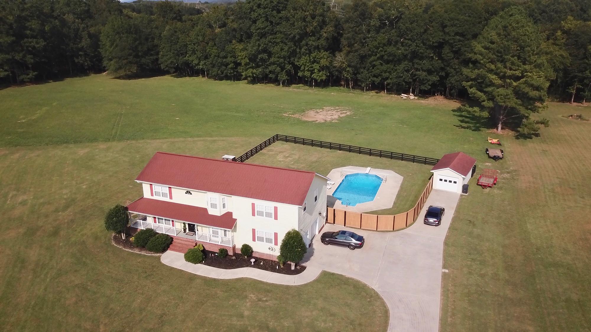 228 Taylor Estates Road Jasper, TN 37347 - Photo 6 of 85 image1
