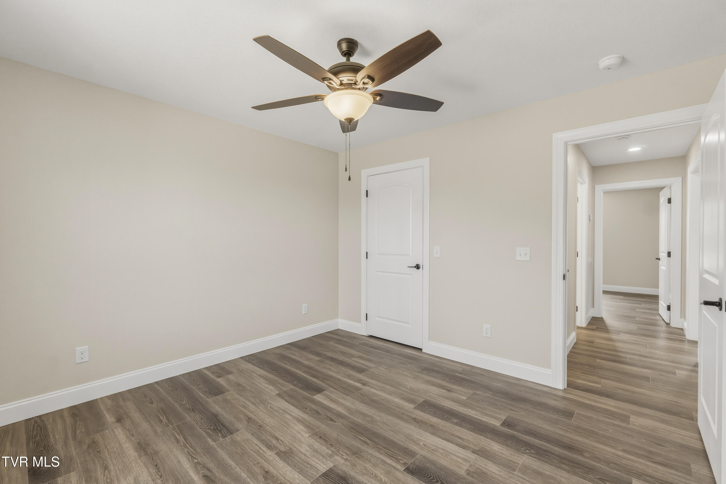 300 Gibson Loop Afton, TN 37616 - Photo 37 of 70 33