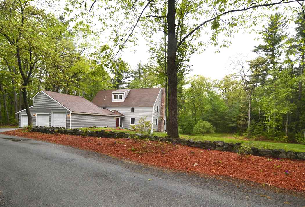 40 Morrison Road Windham, NH 03087 - Photo 2 of 30
